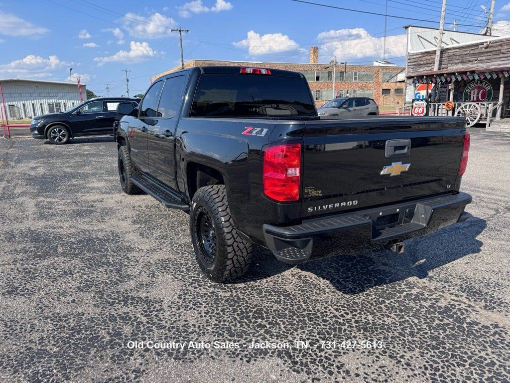 Used 2018 Chevrolet Silverado 1500 LT w/ All Star Edition AWD/4WD image 8