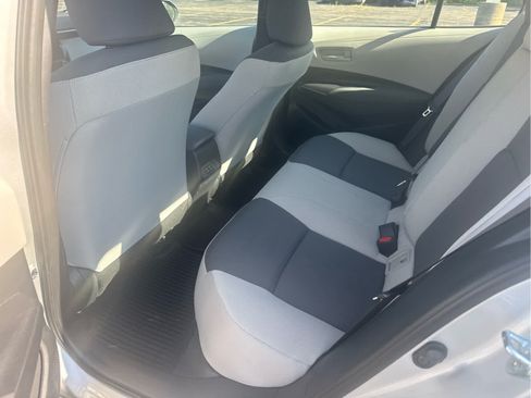 Used 2024 Toyota Corolla LE FWD image 9