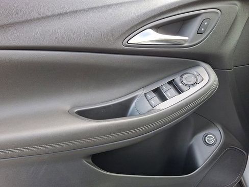 New 2025 Buick Encore GX Preferred image 10