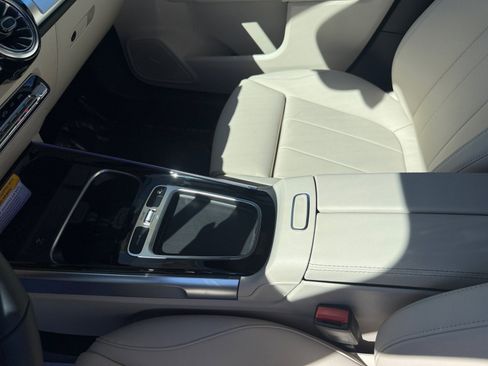 New 2026 Mercedes-Benz GLB 250 4MATIC image 15