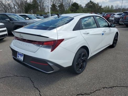 New 2026 Hyundai Elantra Sport FWD image 4