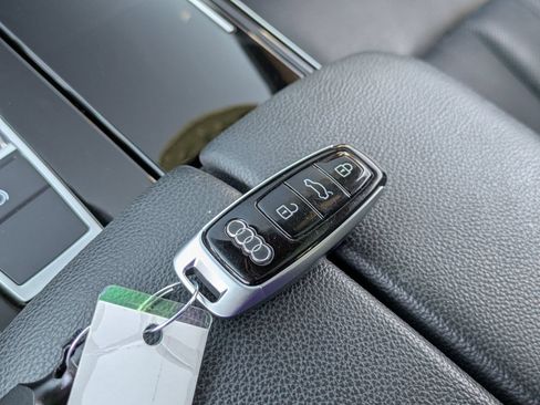 Used 2019 Audi A8 L 3.0T AWD/4WD image 32