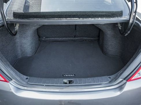 Used 2019 Nissan Versa SV FWD image 10