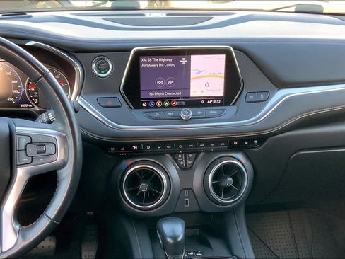 Used 2019 Chevrolet Blazer Premier w/ Driver Confidence II Package FWD image 7
