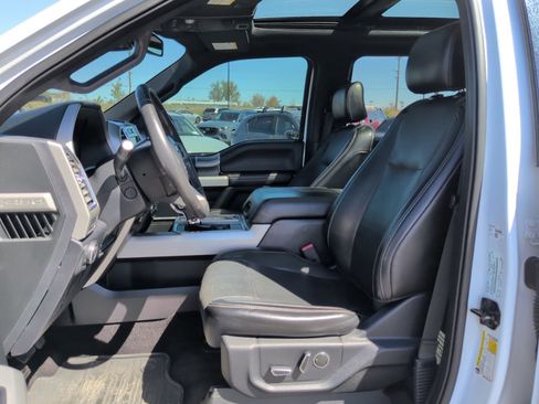 Used 2016 Ford F150 Lariat w/ Equipment Group 502A Luxury AWD/4WD image 9