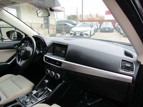 Used 2016 MAZDA CX-5 Touring image 10