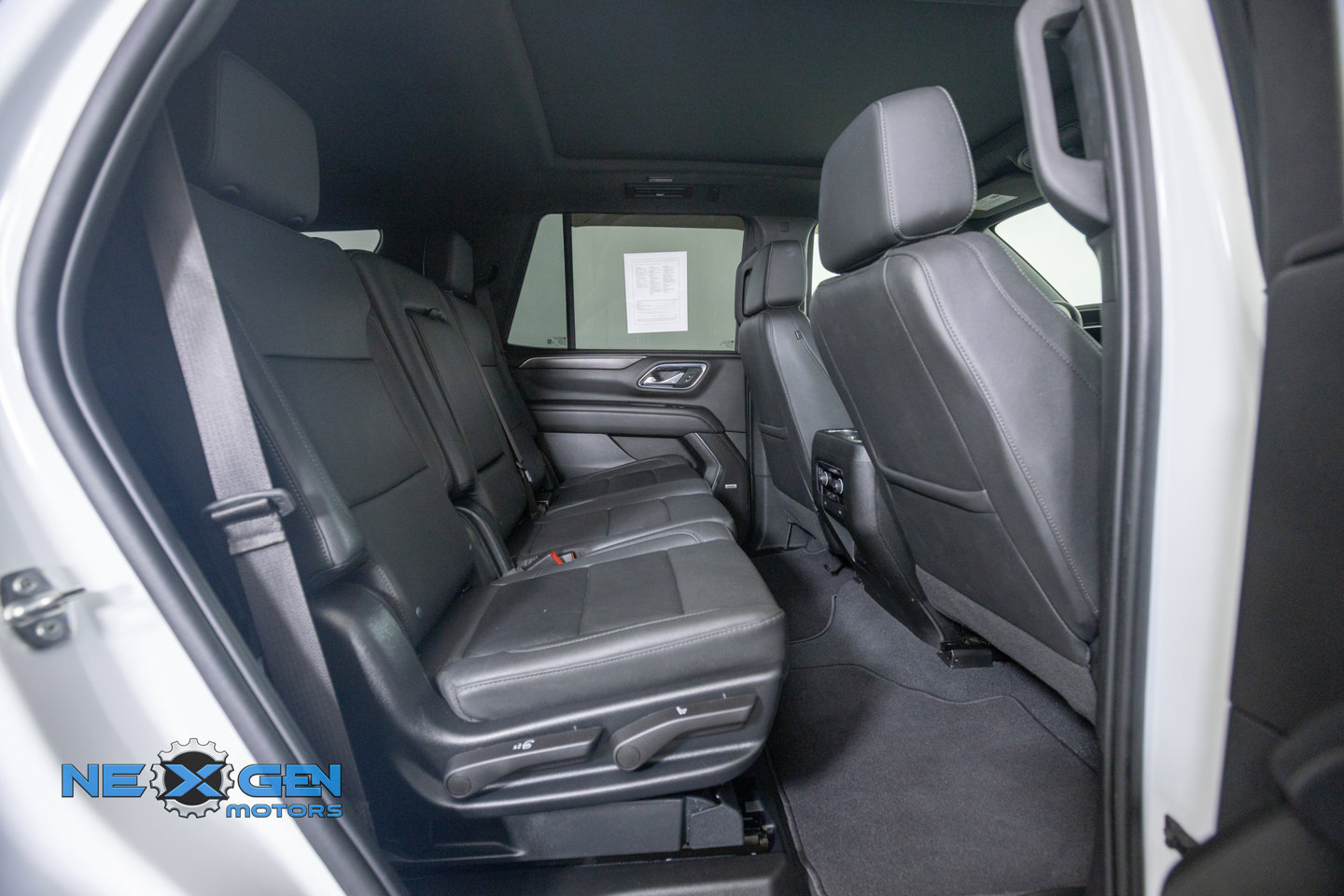 Used 2023 Chevrolet Tahoe Z71 w/ Max Trailering Package AWD/4WD image 36