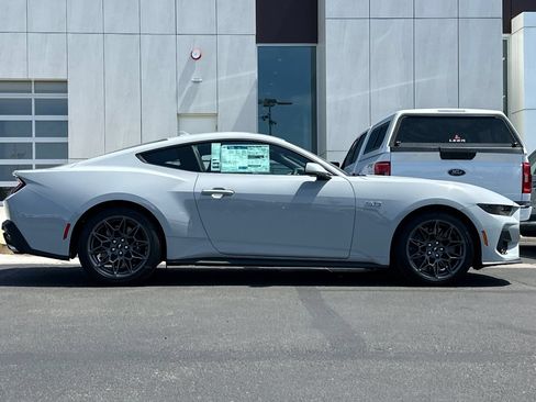 New 2026 Ford Mustang GT Premium w/ GT Performance Package RWD image 2