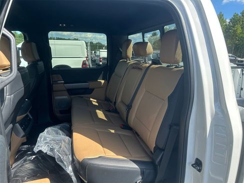 New 2026 Ford F250 Lariat w/ Chrome Package image 15