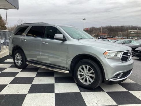 Used 2020 Dodge Durango SXT AWD/4WD image 4