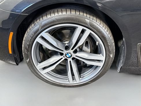 Used 2019 BMW 740i 740i w/ Executive Package image 38