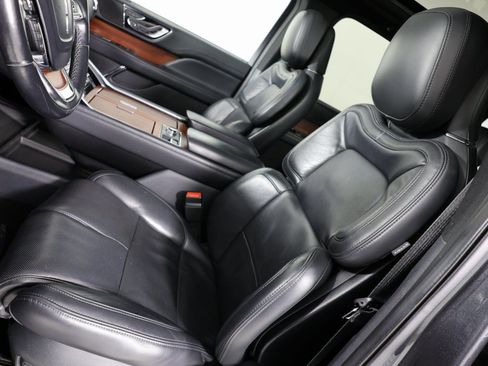 Used 2023 Lincoln Navigator Reserve AWD/4WD image 10