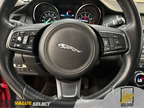 Used 2019 Jaguar E-PACE AWD/4WD image 15