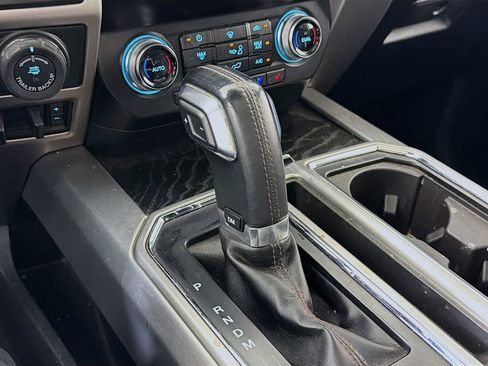 Used 2019 Ford F150 Platinum w/ Equipment Group 701A Luxury image 21