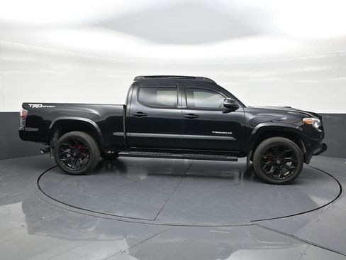 Used 2020 Toyota Tacoma TRD Sport RWD image 6