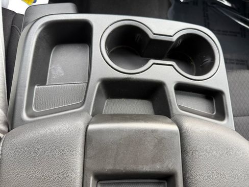 Used 2024 Chevrolet Silverado 2500 Custom w/ Custom Value Package image 21