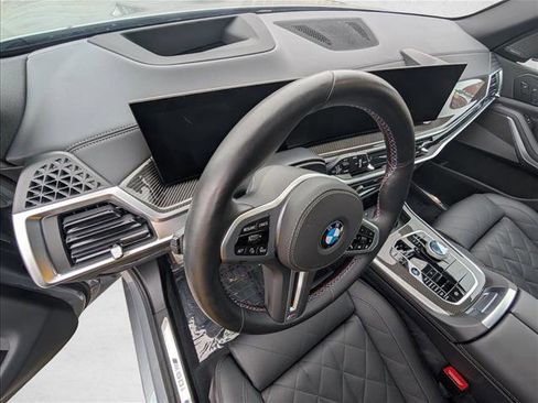 Used 2025 BMW X5 M60i AWD/4WD image 11