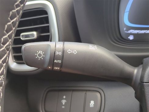 New 2025 Hyundai Venue SEL image 27