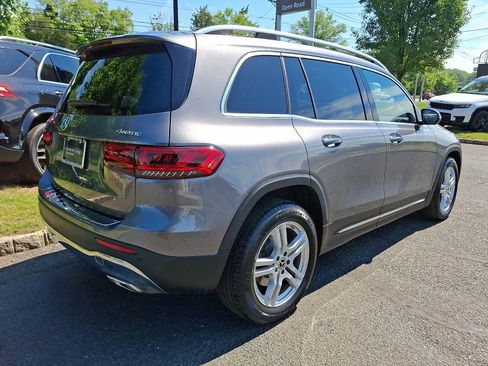 Used 2023 Mercedes-Benz GLB 250 4MATIC image 6