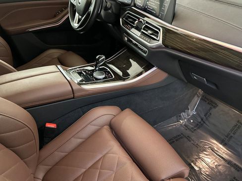 Used 2023 BMW X5 sDrive40i w/ Climate Comfort Package image 32