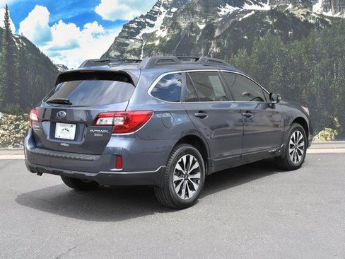 Used 2017 Subaru Outback 3.6R Limited AWD/4WD image 3