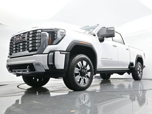 Used 2024 GMC Sierra 2500 Denali w/ Denali Reserve Package image 48
