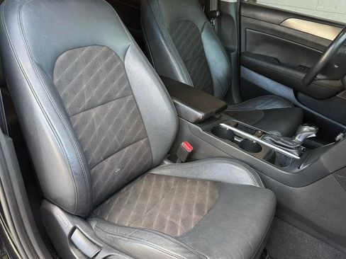 Used 2017 Hyundai Sonata Sport w/ Value Edition Package 02 FWD image 13