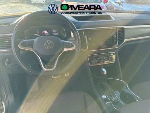 Used 2021 Volkswagen Atlas SEL R-Line image 6