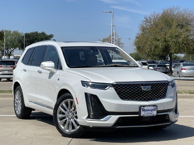 Used 2022 Cadillac XT6 Premium Luxury w/ Platinum Package AWD/4WD image 2