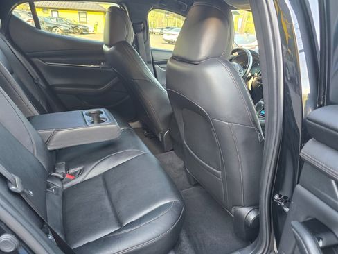 Used 2019 MAZDA MAZDA3 Hatchback w/ Preferred Package FWD image 15