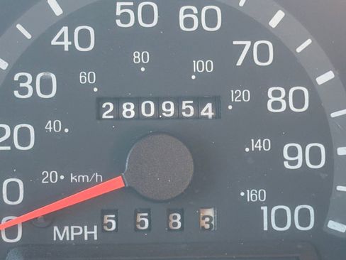 Used 2000 Ford E-350 and Econoline 350 XLT RWD image 16
