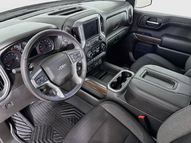 Used 2021 Chevrolet Silverado 1500 LT Trail Boss AWD/4WD image 15