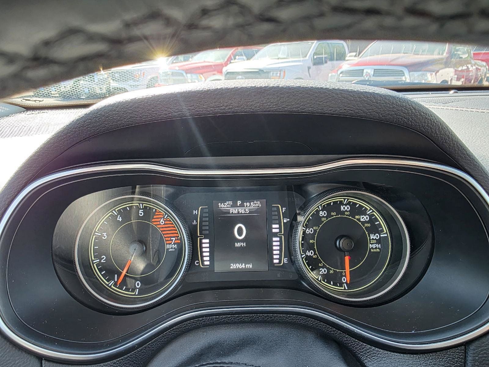 Used 2019 Jeep Cherokee Latitude Plus AWD/4WD image 12