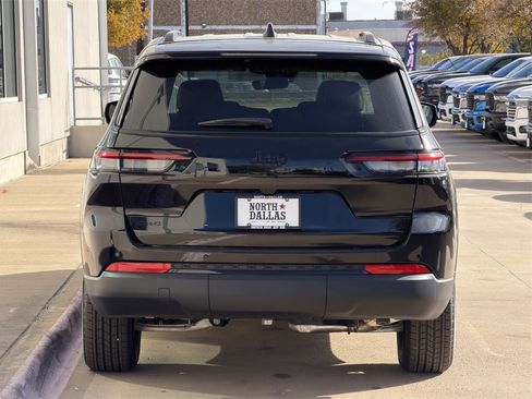 New 2025 Jeep Grand Cherokee L Altitude image 6