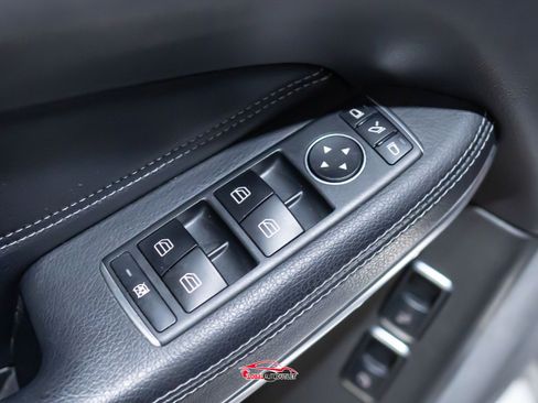 Used 2018 Mercedes-Benz GLS 550 4MATIC w/ Driver Assistance Package image 43