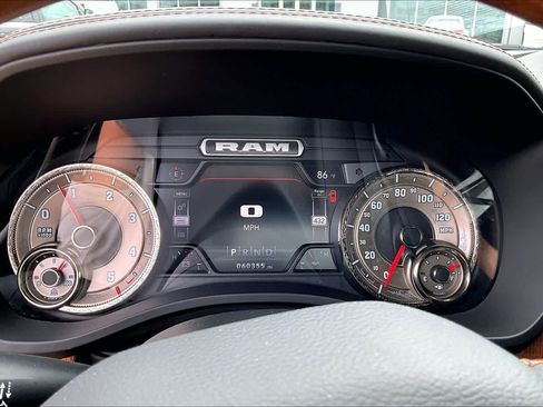 Used 2022 RAM 1500 Limited AWD/4WD image 25