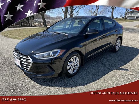 Used 2017 Hyundai Elantra SE w/ Cargo Package image 1