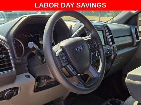 Used 2022 Ford F250 XLT AWD/4WD image 19
