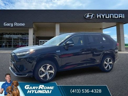 Used 2023 Toyota RAV4 SE AWD/4WD image 4