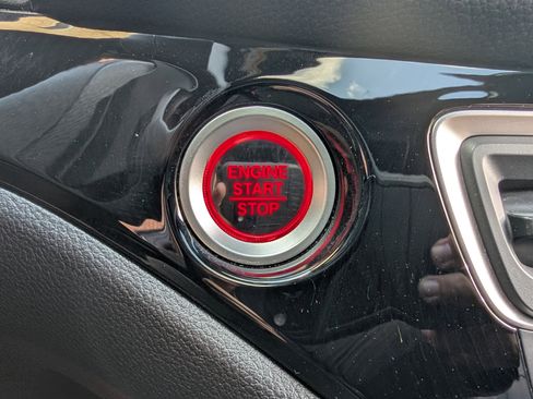 Used 2022 Honda Pilot Black Edition image 37