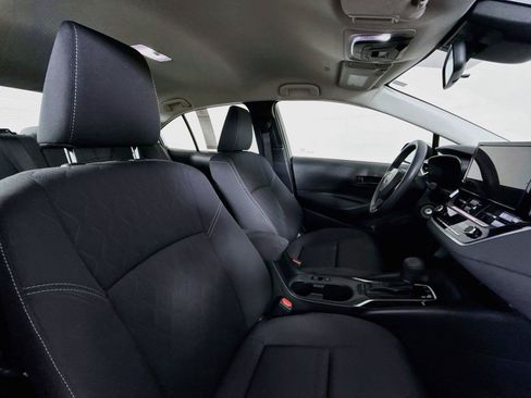 Used 2024 Toyota Corolla LE FWD image 38