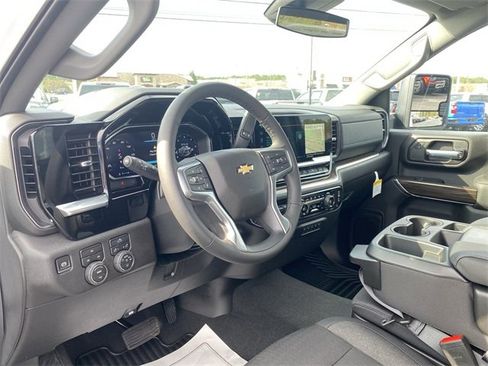 New 2026 Chevrolet Silverado 3500 LT w/ Convenience Package image 15