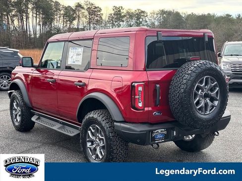 New 2025 Ford Bronco Badlands image 9