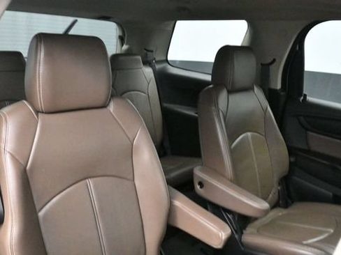 Used 2016 GMC Acadia SLT w/ Open Road Package AWD/4WD image 13