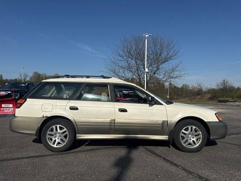 Used 2003 Subaru Outback Wagon AWD/4WD image 3