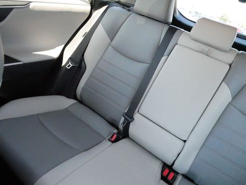 Certified 2019 Toyota RAV4 Limited w/ Carpet Mat Package AWD/4WD image 10