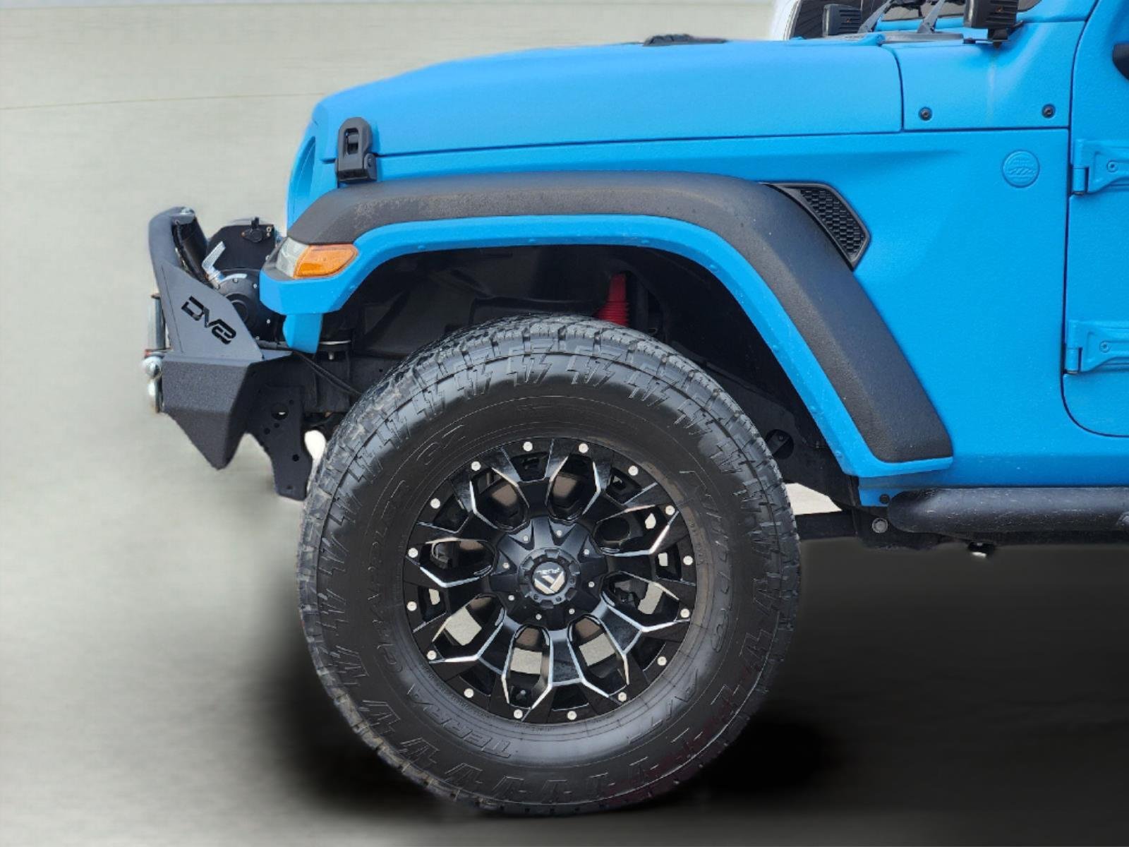 Used 2019 Jeep Wrangler Unlimited Sahara AWD/4WD image 9
