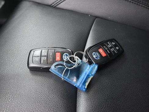 Used 2021 Toyota Sienna XSE FWD image 64