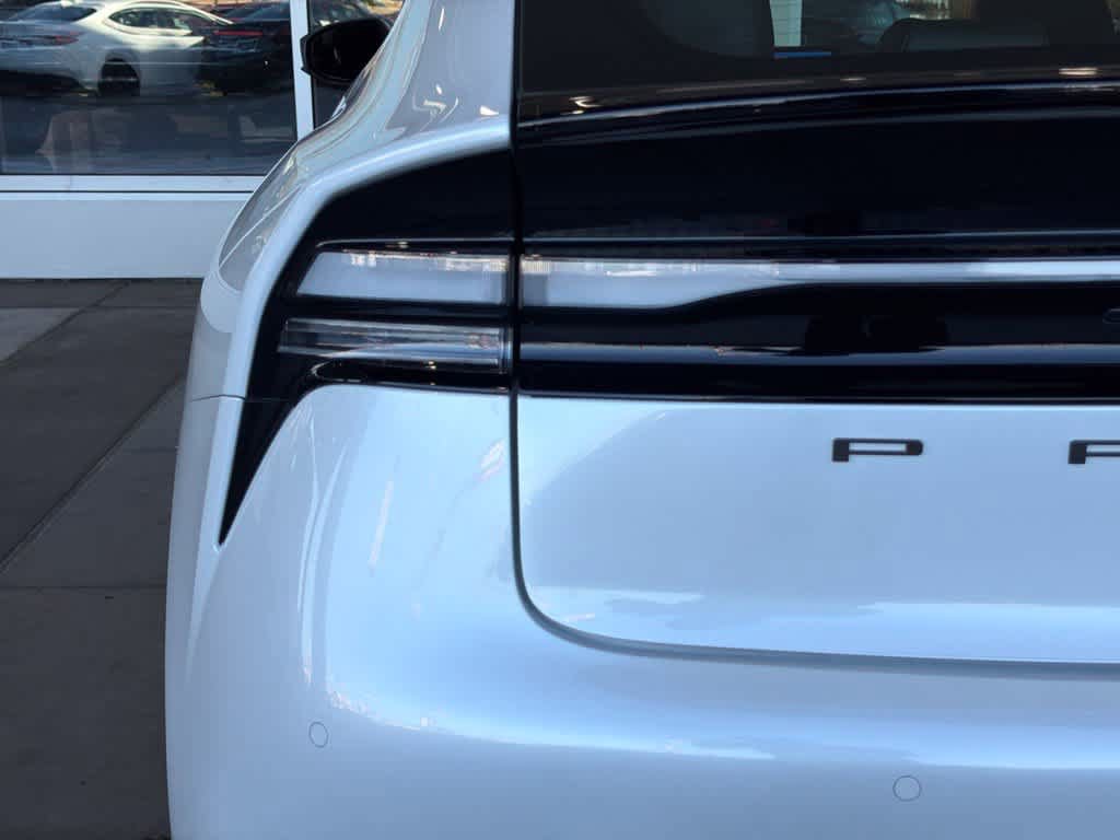 New 2027 Toyota Prius Plug-In Hybrid FWD image 11