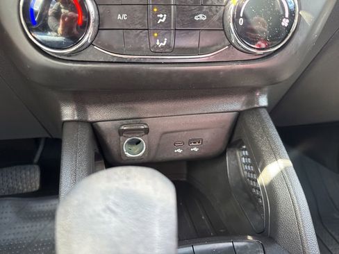 Used 2024 Chevrolet TrailBlazer LS w/ LS Convenience Package FWD image 34